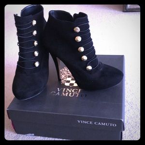 New Vince Camuto Jenks Blk Suede Platform Booties